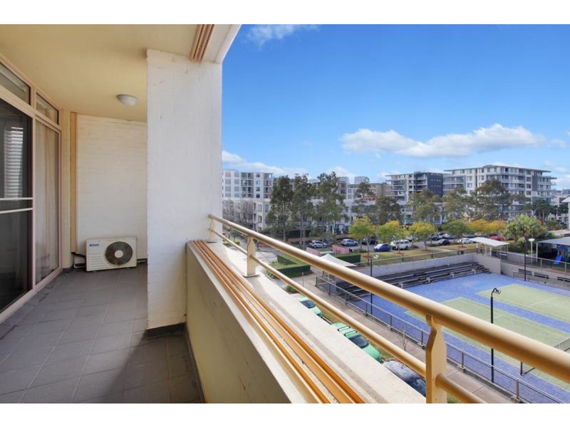 321/4 Stromboli Strait, Wentworth Point NSW 2127